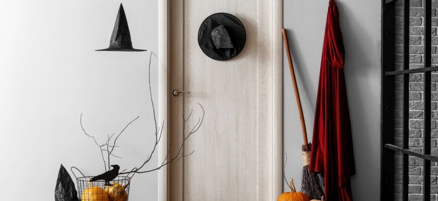 Interior,Of,Hall,Decorated,For,Halloween,With,Light,Wooden,Door