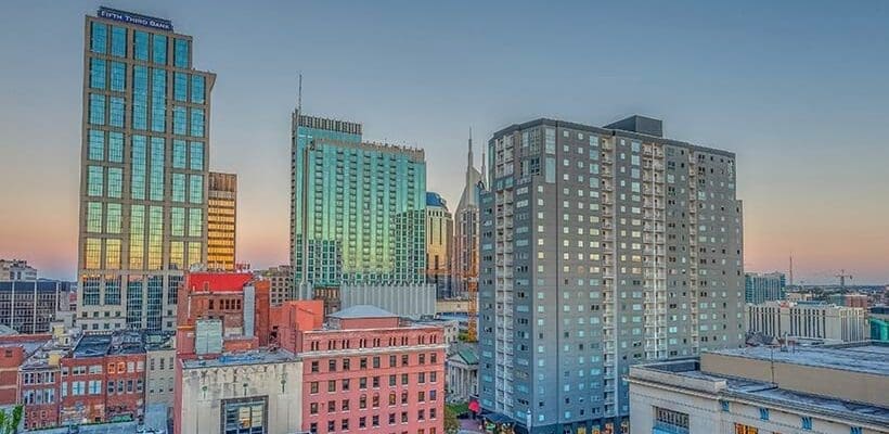 Evening city view of Nashville, TN, near the property of Cumberland on Church